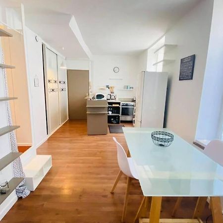 Studio De Charme Apartment Laon Exterior photo
